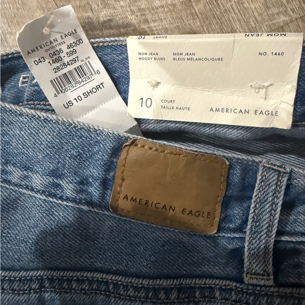 American Eagle (MoM Jeans) Short